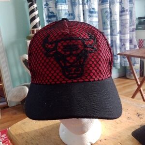 Chicago Bulls Adjustable Hat Red Black Mesh Netting NBA